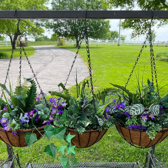Other - 3 Beautiful Handmade Flower Baskets!💕